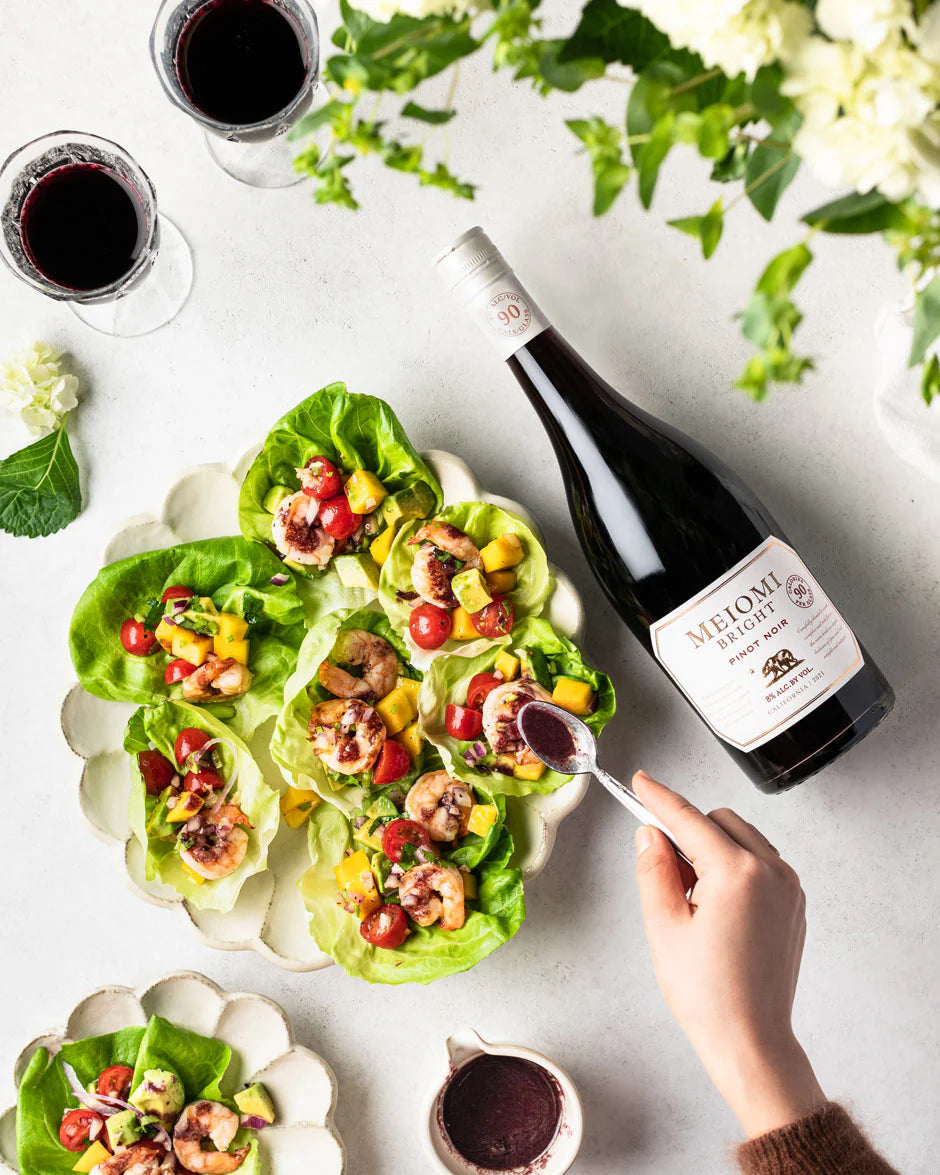 Meiomi Bright Pinot Noir